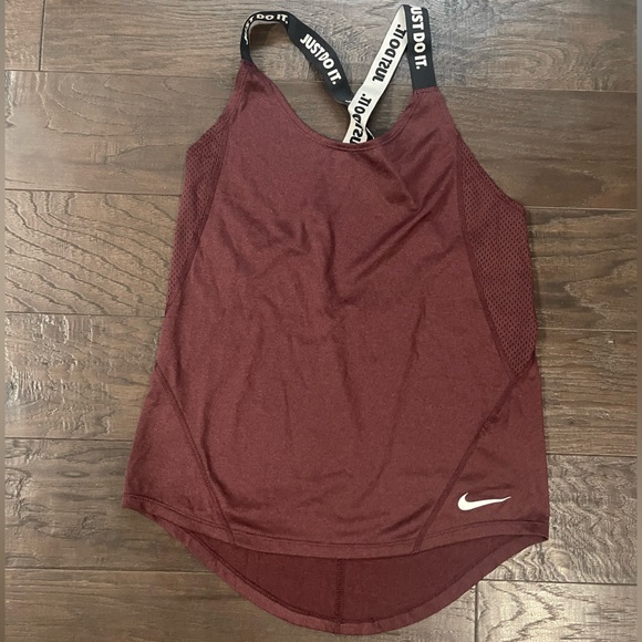 Nike Dri-Fit Women’s Racer Back Top ‘Just Do It’ Straps Size XS Maroon - Picture 1 of 5